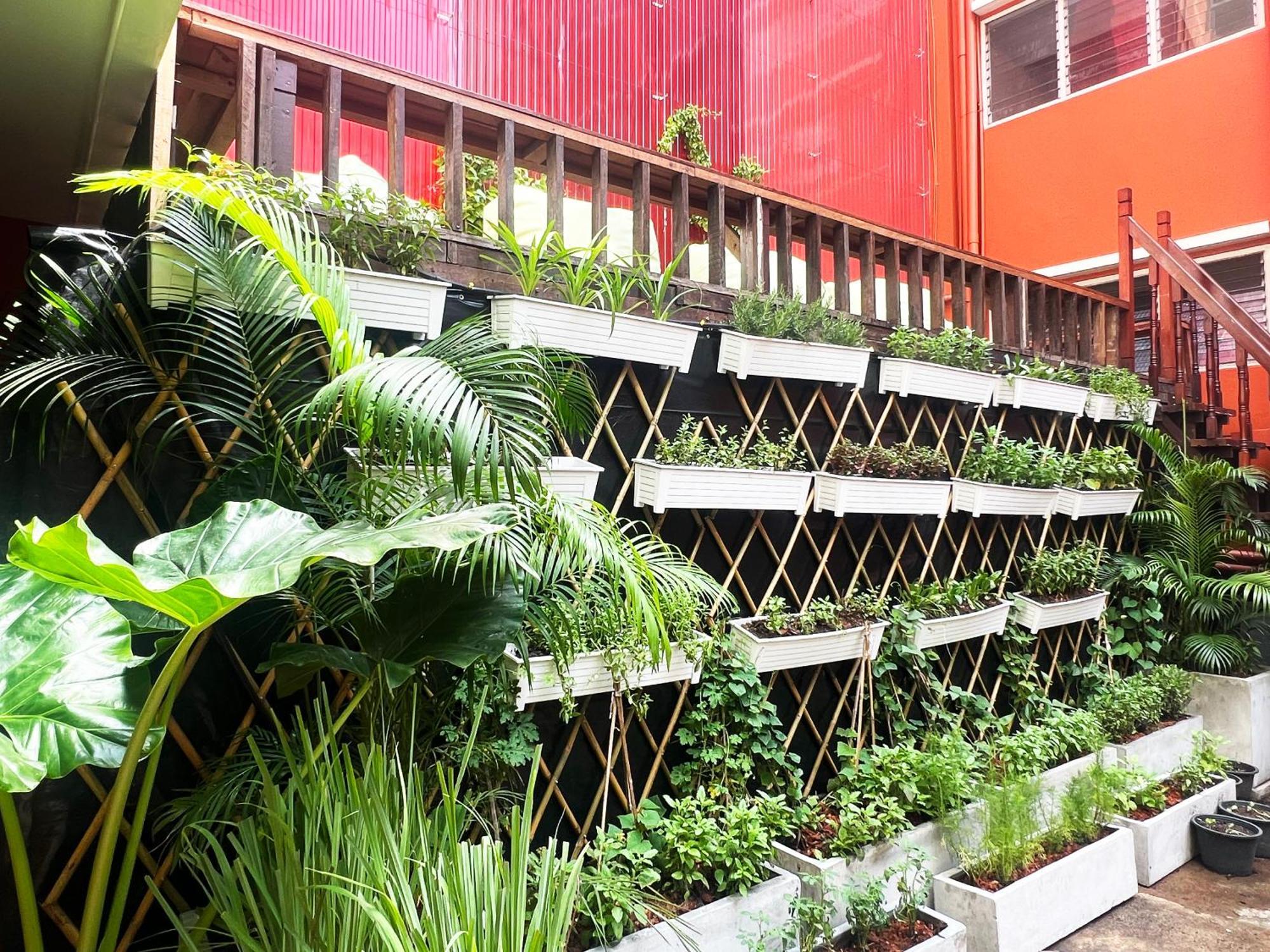 Vonden Garden By Merry V Bangkok Eksteriør billede