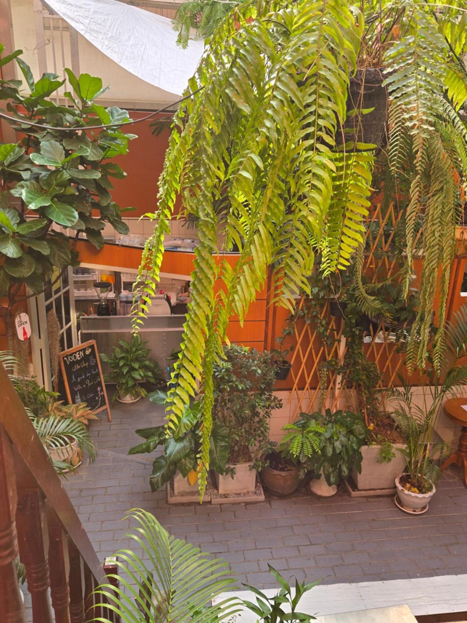 Vonden Garden By Merry V Bangkok Eksteriør billede